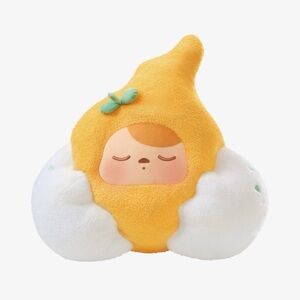 NWT Pop Mart - New Pucky Egg Beanie Pillow